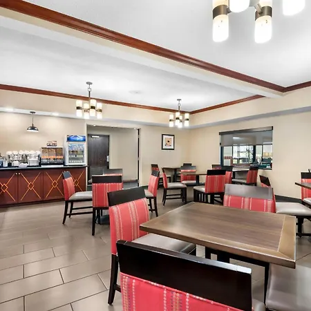 Comfort Inn & Suites North East-3